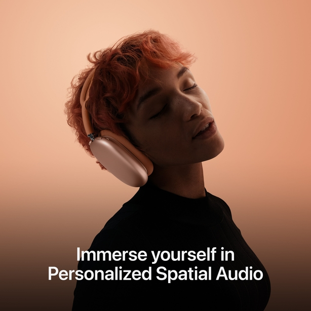 AirPods Max Starlight image 7